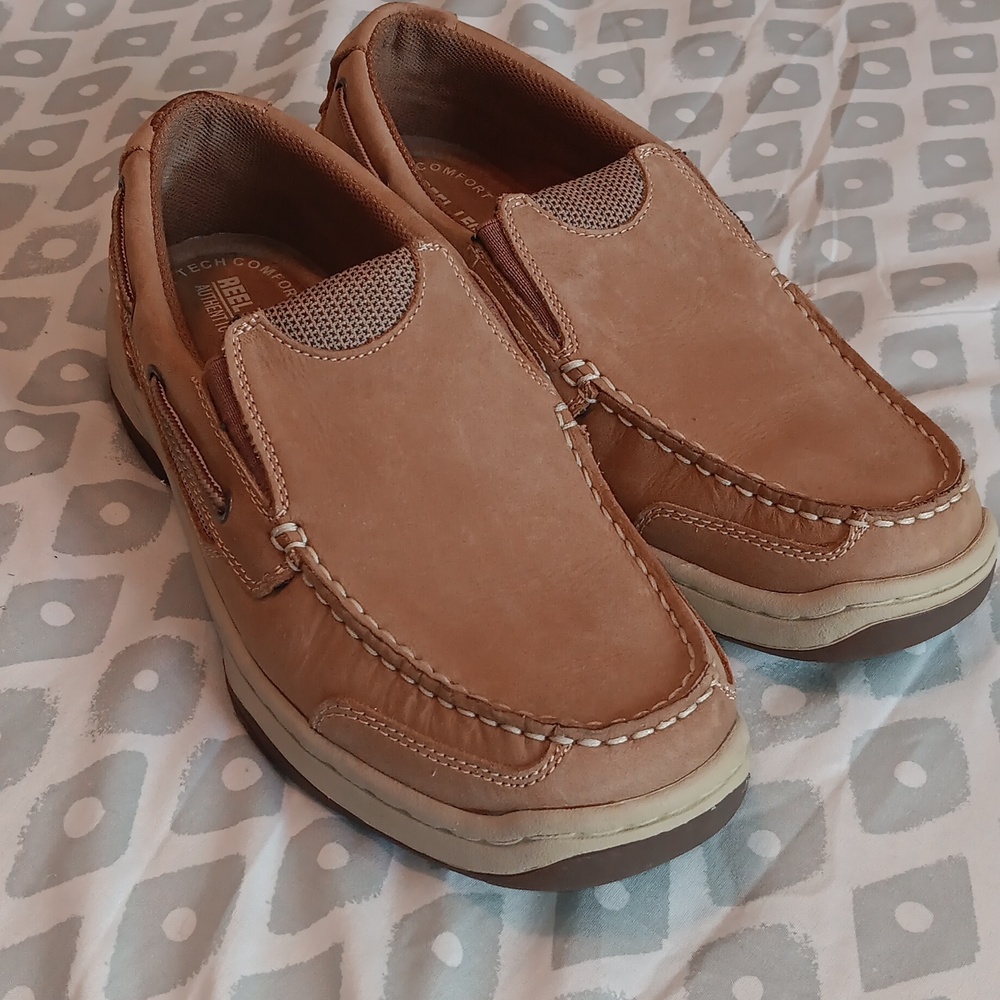 Reel Ledgens Men's Size 9W Loafers Tan Slip On Like New